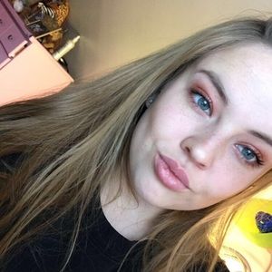 Meet your Posher, Savannah